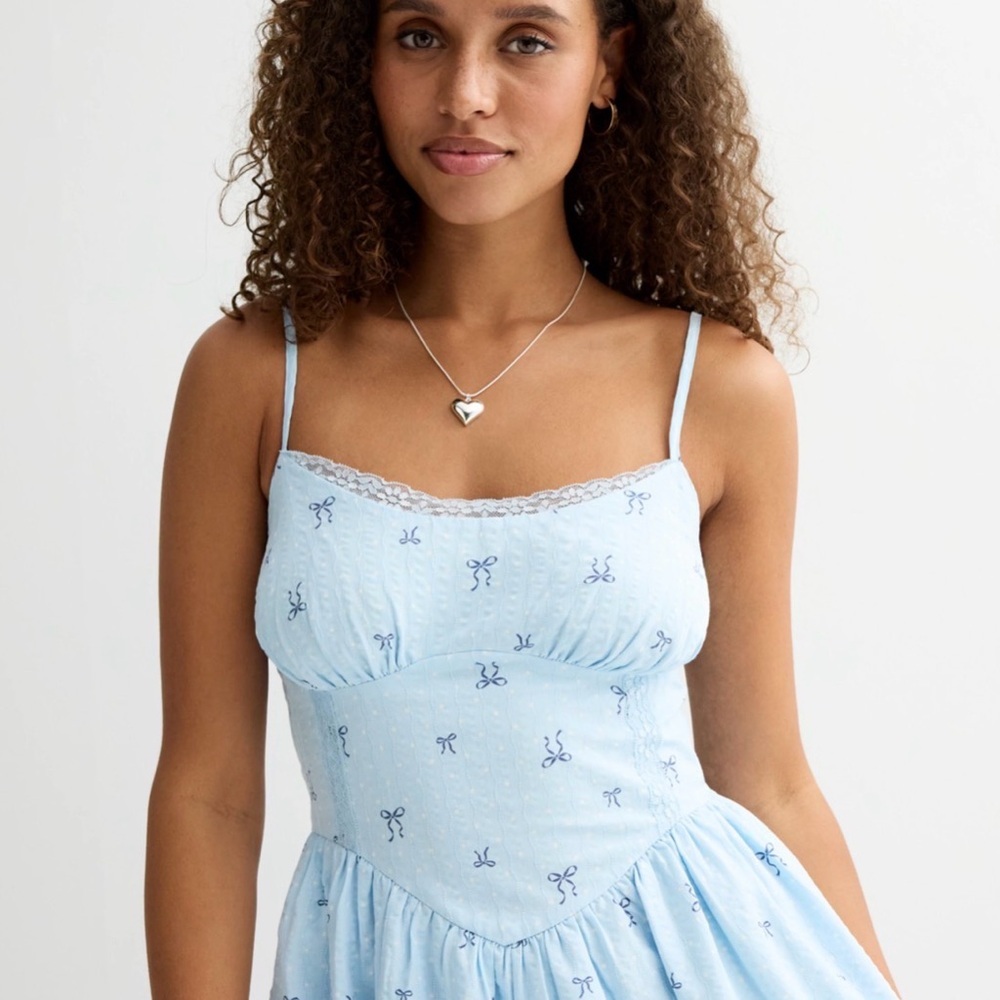 Love, Fire Flirty Strappy Sleeveless Blue Bows Mini SunDress Medium girlhood NEW - Picture 3 of 8